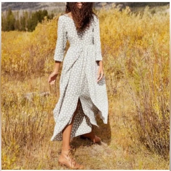 Christy Dawn Amelia Midi Dress 3/4 Sleeve Sage Ditsy Gray & White Size Small - Picture 3 of 14